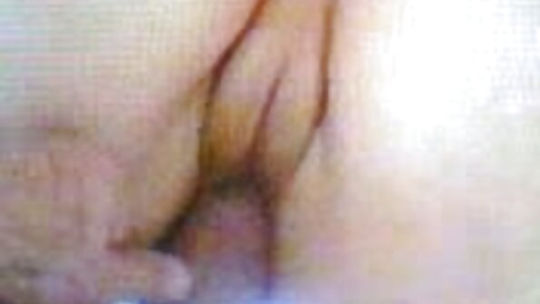 Брюнетка с големи цици кара дупето си да бъде почитано безплатни секс видеа и набито
